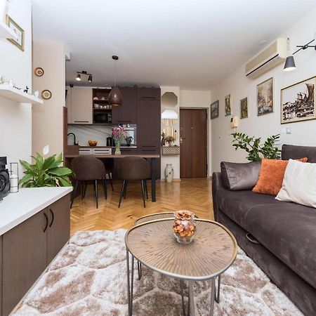 Chic Apartment Zoja Near Beach With Free Parking Makarska Exterior foto