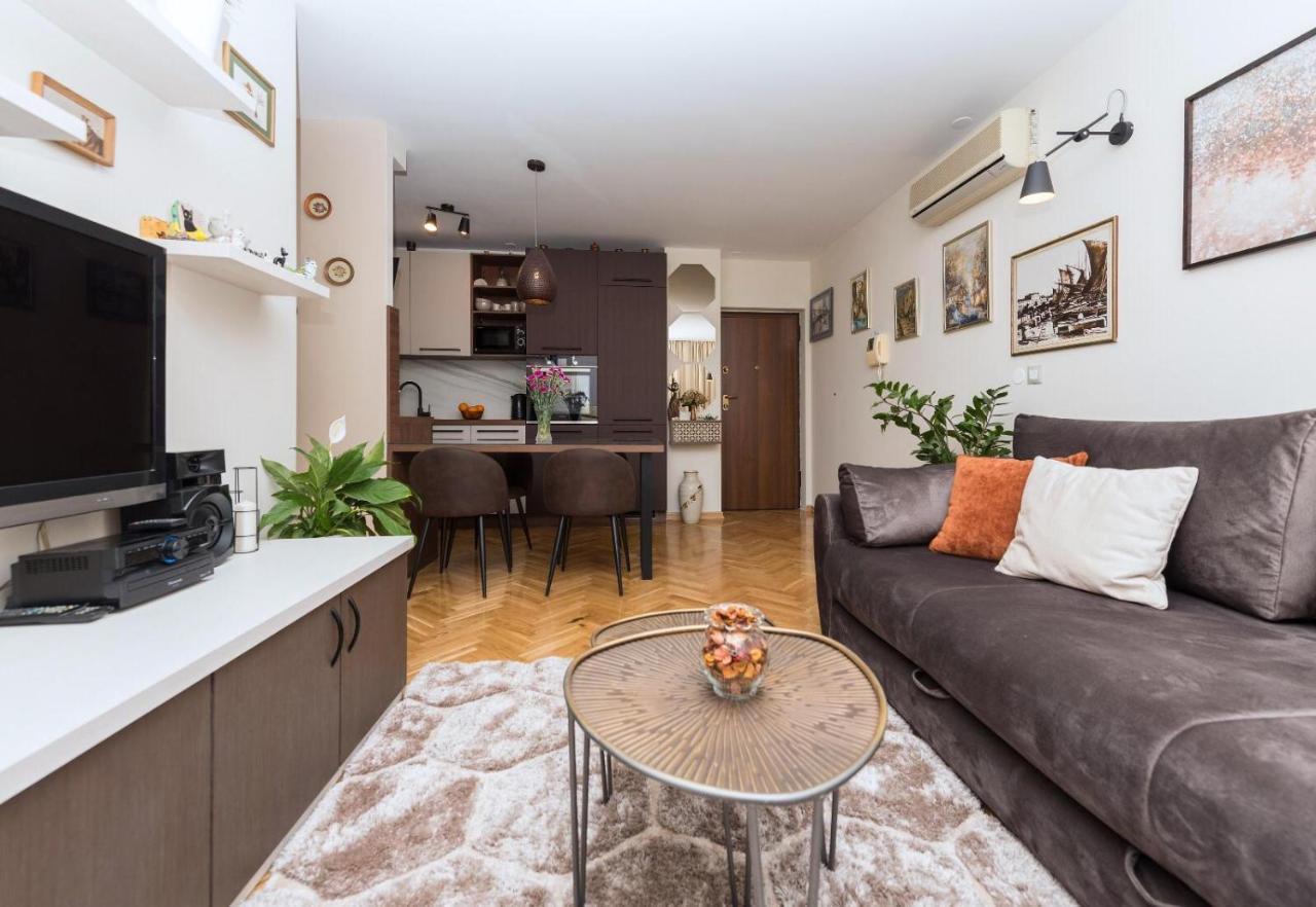 Chic Apartment Zoja Near Beach With Free Parking Makarska Exterior foto