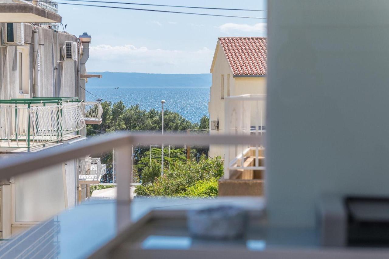 Chic Apartment Zoja Near Beach With Free Parking Makarska Exterior foto